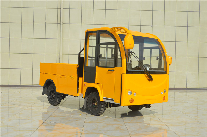 2t 帶鐵板門與叉車胎貨車